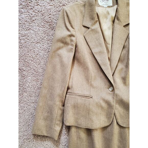Vintage Saville 100% Wool Tan 2-Piece Belted Skirt Suit, Size 10 Petite - Picture 3 of 13